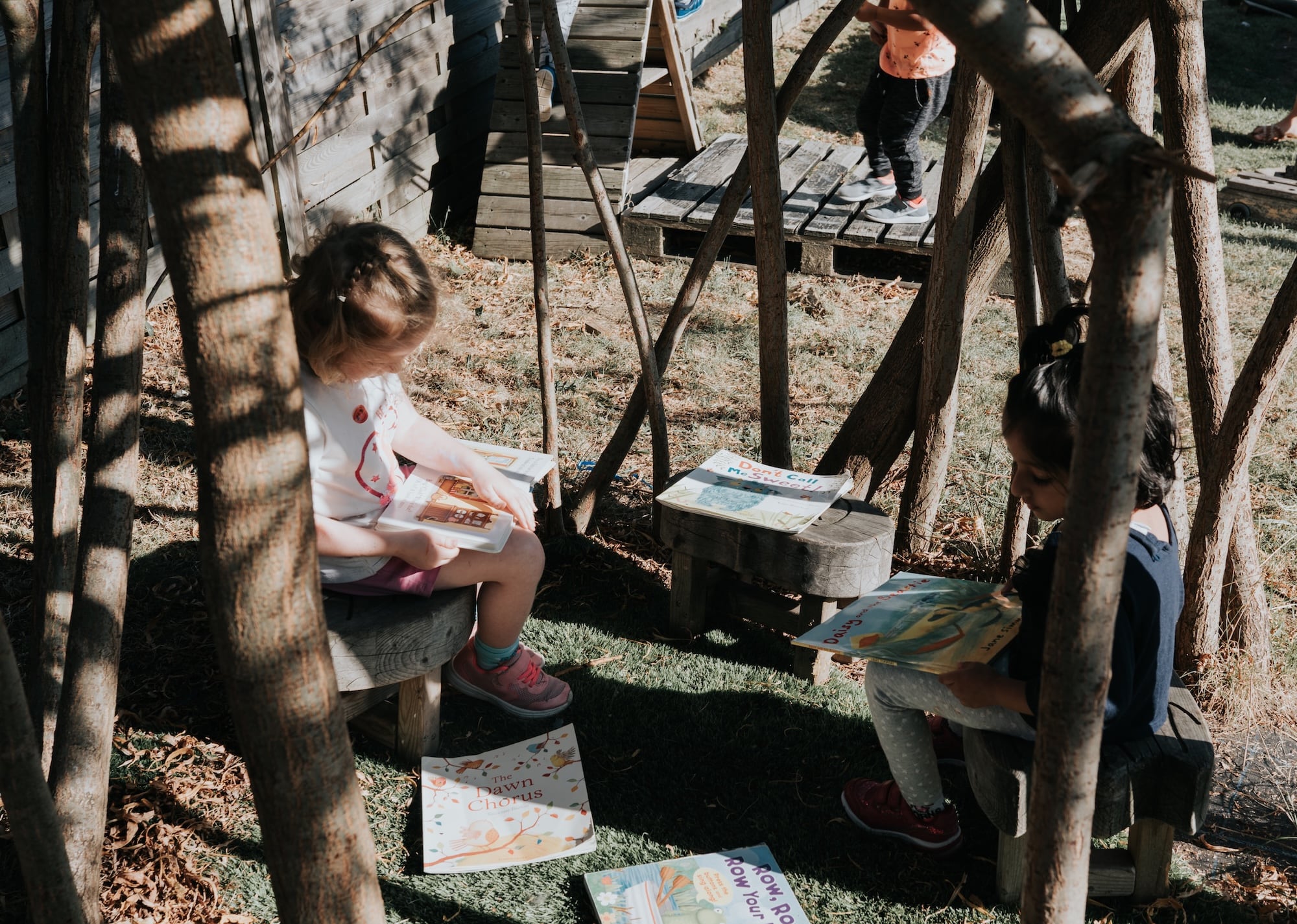 Outdoor Reading Nook (Hainault)